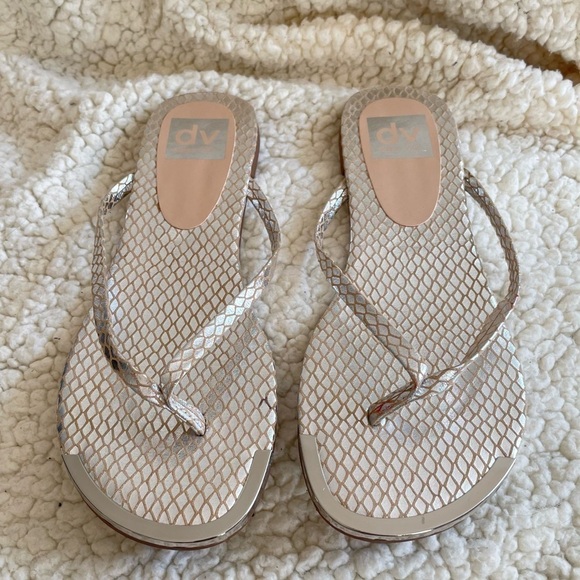 Dolce Vita Shoes - Dolce Vita Flip-Flop